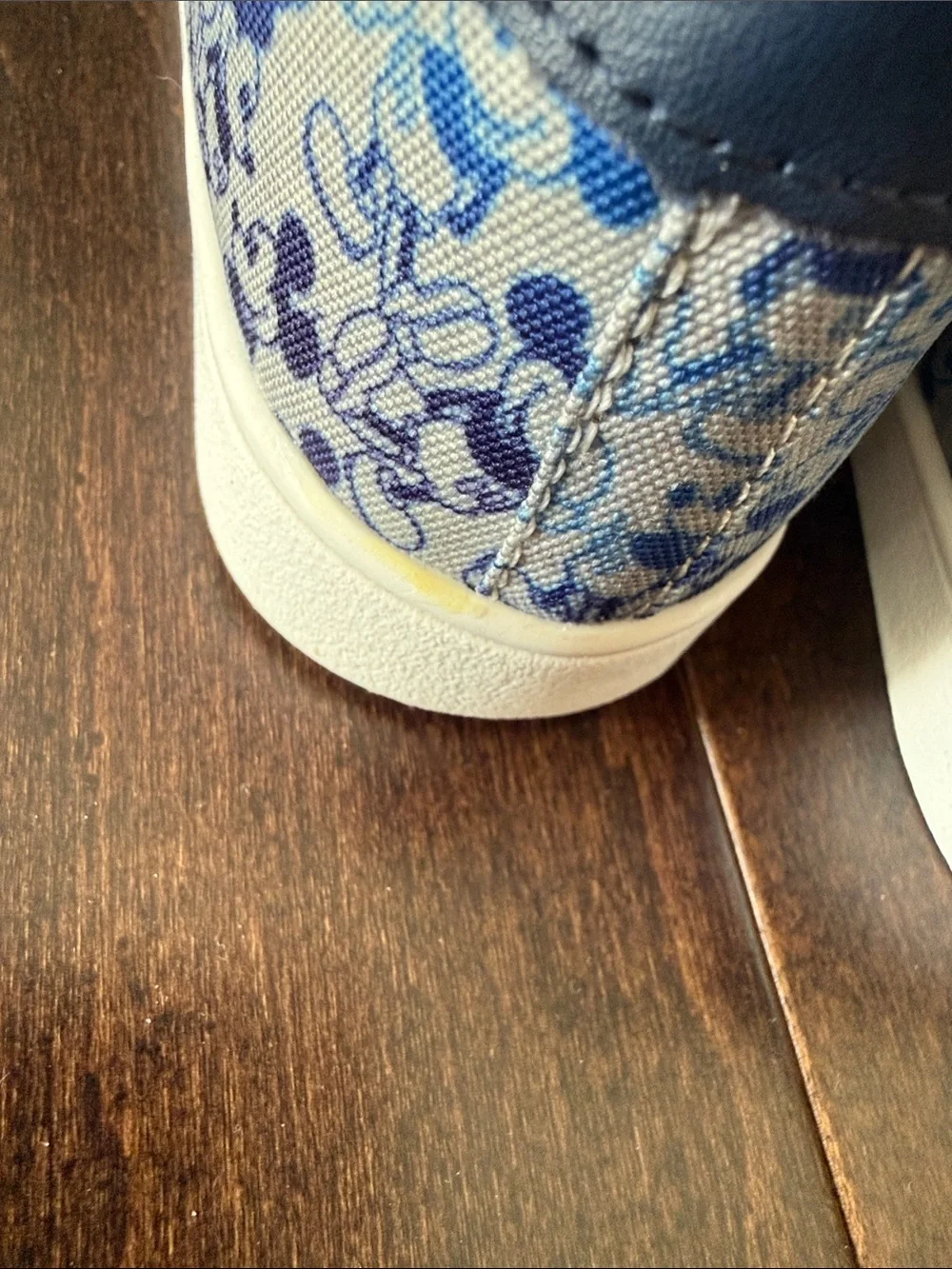 GAP playful blue
